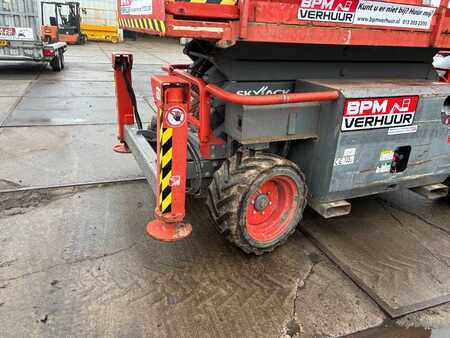 Scherenarbeitsbühne 2015  SkyJack SJ 6832 RT 12m schaarhoogwerker 4x4 Skyjack (5)