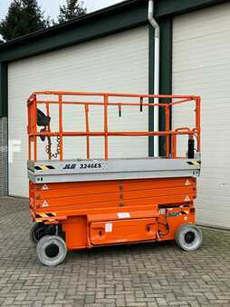Scherenarbeitsbühne 2011  JLG 3246 ES schaarlift 12m JLG hoogwerker (3)
