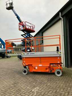 Scherenarbeitsbühne 2011  JLG 3246 ES schaarlift 12m JLG hoogwerker (5)