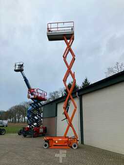 Scherenarbeitsbühne 2011  JLG 3246 ES schaarlift 12m JLG hoogwerker (7)