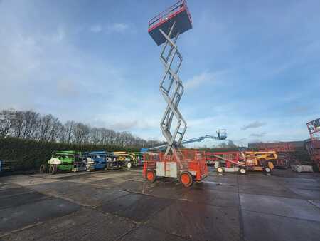 Pracovní plošina s nůžkovým zdvihem 2007 SkyJack SJ 8841 schaarhoogwerker 4x4 14m hoogwerker (6)