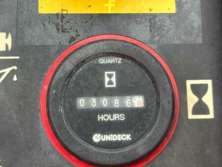 Articulating boom 2011  Genie Z 45 16m knikarmhoogwerker 4x4 Genie Diesel (14)