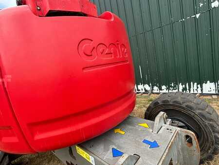 Articulating boom 2011  Genie Z 45 16m knikarmhoogwerker 4x4 Genie Diesel (16)