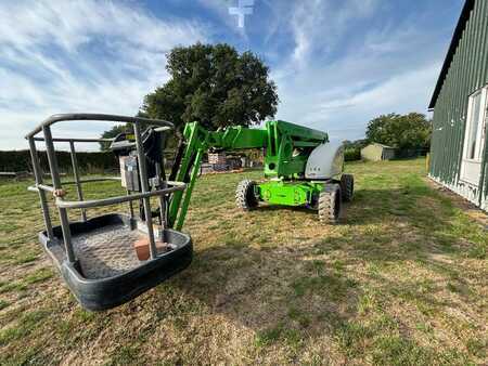 Plataformas articuladas 2015  Niftylift HR 21 HYBRID 21m knikarmhoogwerker nifty schaar (7)
