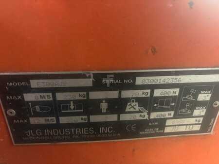 Articulating boom 2010  JLG E 300 AJP 12m JLG knikarmhoogwerker telescoop (9)