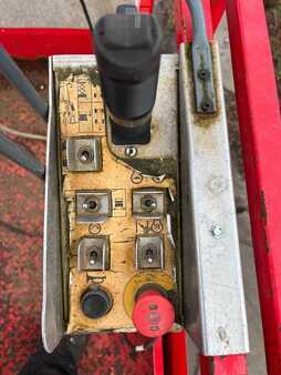 Scherenarbeitsbühne 2017  SkyJack SJ 6832 RT 12 m schaarlift schaarhoogwerker (15)