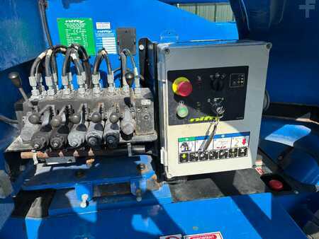 Puominostimet 2015  Niftylift HR15 Hybrid MK3 15NDE hoogwerker nifty knikarm (19)
