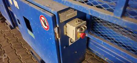 Ollós munka emelvény 2007  SkyJack SJ 9250 schaarhoogwerker 4x4 diesel Skyjack (12)