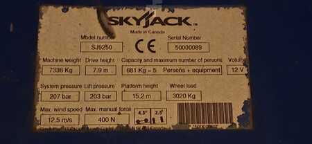 Ollós munka emelvény 2007  SkyJack SJ 9250 schaarhoogwerker 4x4 diesel Skyjack (18)