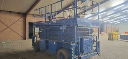 Ollós munka emelvény 2007  SkyJack SJ 9250 schaarhoogwerker 4x4 diesel Skyjack (3)