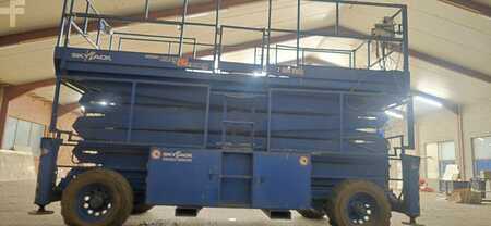 Ollós munka emelvény 2007  SkyJack SJ 9250 schaarhoogwerker 4x4 diesel Skyjack (5)