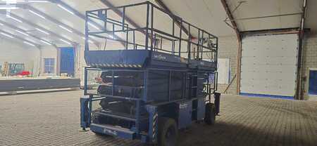 Ollós munka emelvény 2007  SkyJack SJ 9250 schaarhoogwerker 4x4 diesel Skyjack (7)