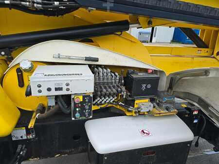 Csukló munka emelvény 2010  Niftylift HR 21 HYBRID 21m knikarmhoogwerker nifty 2010 (17)