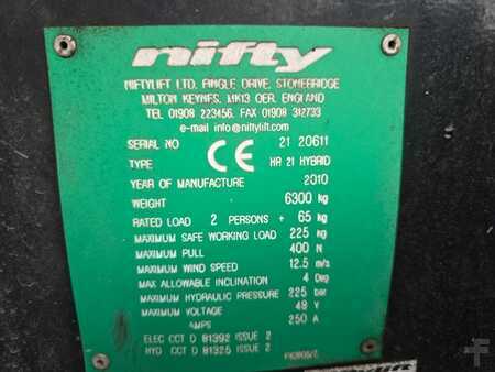 Csukló munka emelvény 2010  Niftylift HR 21 HYBRID 21m knikarmhoogwerker nifty 2010 (20)