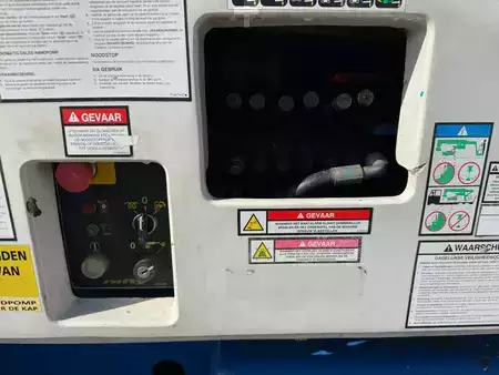 Piattaforme aeree articolate 2012  Niftylift HR21d 4x4 diesel nifty hr21 knikarmhoogwerker (4)