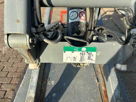 Pracovní plošina s nůžkovým zdvihem 2020  SkyJack SJ3219 8m schaarhoogwerker elektro schaarlift (16)