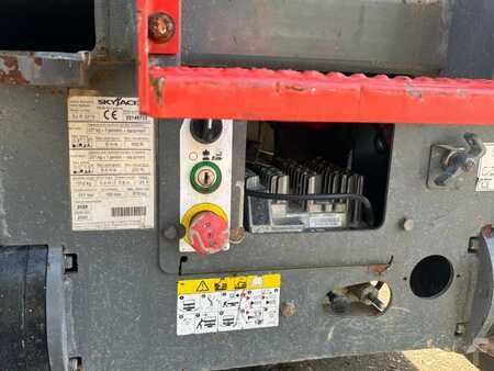 Pracovní plošina s nůžkovým zdvihem 2020  SkyJack SJ3219 8m schaarhoogwerker elektro schaarlift (8)