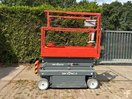 Pracovní plošina s nůžkovým zdvihem 2020  SkyJack SJ III 3219 8m schaarhoogwerker 1.5km skyjack (1)