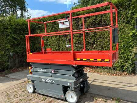 Pracovní plošina s nůžkovým zdvihem 2020  SkyJack SJ III 3219 8m schaarhoogwerker 1.5km skyjack (6)
