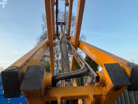 Sakse arbejds platform 2011  Haulotte Compact 12 12m schaarlift hoogwerker Haulotte (11)