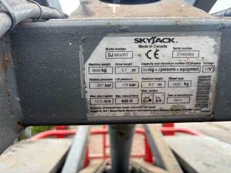 Schaarhoogwerker 2011  SkyJack SJ 6832 RT 12m schaarhoogwerker diesel 4x4 (16)
