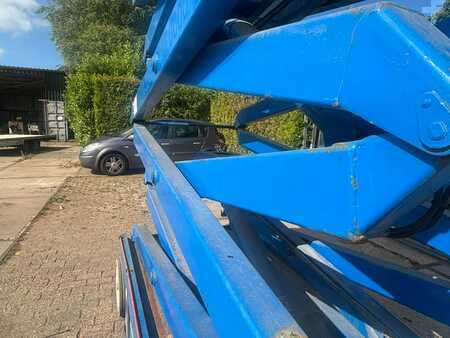 Piattaforme aeree a pantografo 2012  SkyJack SJ III 4632 12m elektro schaarlift skyjack (16)