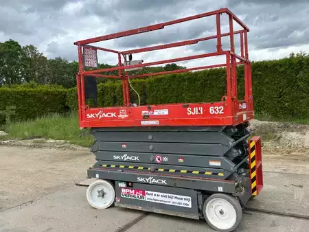 Ollós munka emelvény 2016  SkyJack SJ 4632 12m schaarlift Skyjack schaarhoogwerker (2)