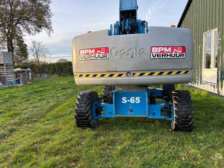 Teleskopická plošina 2013  Genie S 65 telescoophoogwerker 22m s65 genie 4x4 (8)
