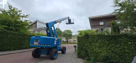 Teleskopická plošina 2009  Genie S 85 28 telescoophoogwerker Genie 4x4 Diesel s85 (11)