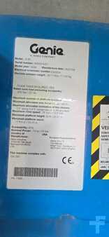 Teleskopická plošina 2009  Genie S 85 28 telescoophoogwerker Genie 4x4 Diesel s85 (19)