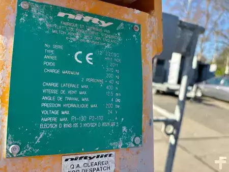 Csukló munka emelvény 2011  Niftylift HR 12 N D E 12m knikarmhoogwerker nifty (12)