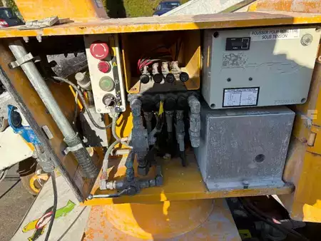 Csukló munka emelvény 2011  Niftylift HR 12 N D E 12m knikarmhoogwerker nifty (13)