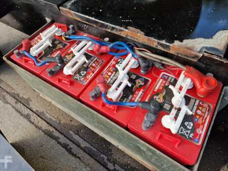 Kloubová pracovní plošina 2012  Niftylift HR12NDE hybride knikarmhoogwerker hoogwerker nifty (11)