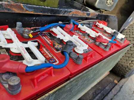 Kloubová pracovní plošina 2012  Niftylift HR12NDE hybride knikarmhoogwerker hoogwerker nifty (17)