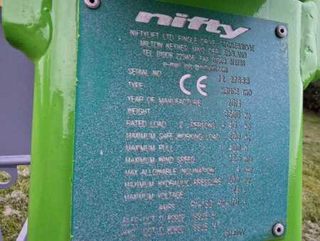 Led arbejdsplatform 2014 Niftylift HR12DE 4x4 knikarmhoogwerker nifty hr12 hoogwerker (11)