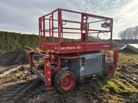 Saksinostimet 2015  SkyJack SJ 6826 RT 6826 4x4 hoogwerker 10 meter skyjack (2)