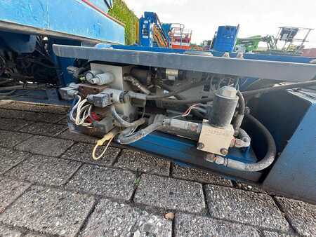 Piattaforme aeree a pantografo 2012  SkyJack SJ III 4632 12m elektro schaarlift skyjack (14)