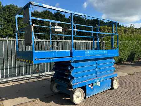 Piattaforme aeree a pantografo 2012  SkyJack SJ III 4632 12m elektro schaarlift skyjack (5)