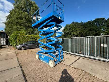 Piattaforme aeree a pantografo 2012  SkyJack SJ III 4632 12m elektro schaarlift skyjack (8)