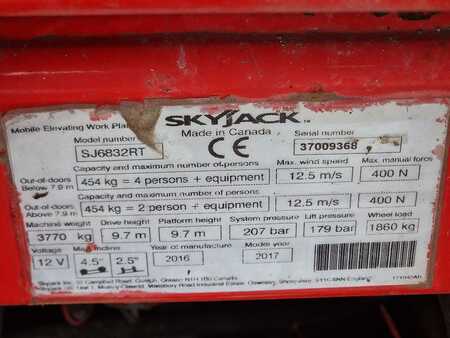 Nacelle à ciseaux 2016 SkyJack SJ6832RT 4x4 diesel schaarhoogwerker schaarlift (10)