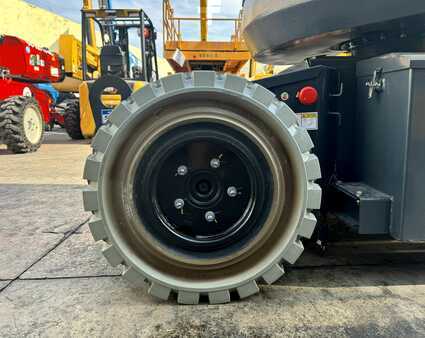 Kloubová pracovní plošina 2024  HAULOTTE HA12IP (4)