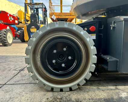 Kloubová pracovní plošina 2024  HAULOTTE HA12IP (9)