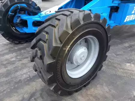 Plataforma Articulada 2010  GENIE Z135 70 (15)