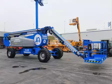 Plataforma Articulada 2010  GENIE Z135 70 (7)