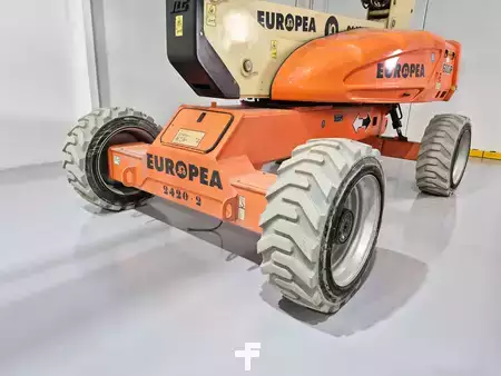 Articulated Boom 2014  JLG E600JP (2)