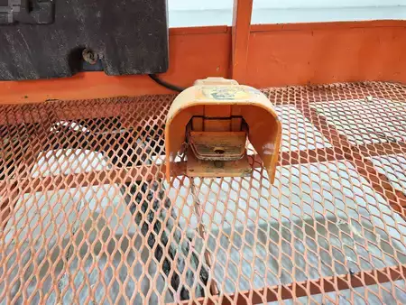 Articulated Boom 2014  JLG E600JP (7)