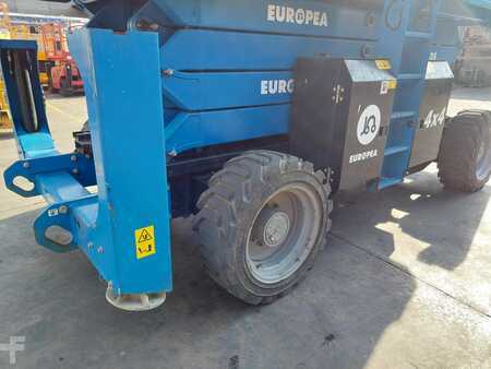 Podnośnik nożycowy 2018  GENIE GS4390 (8)