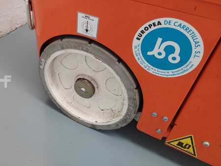 Henkilönostimet 2024  SNORKEL TM12 (4)