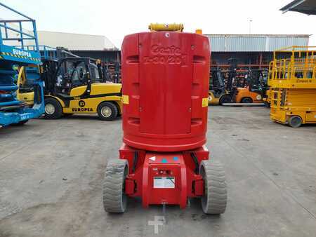 Kloubová pracovní plošina 2013  GENIE Z30 20NRJ (5)