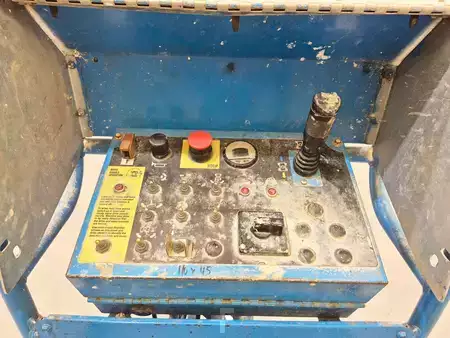 Csukló munka emelvény 2016  GENIE Z30 20NRJ (8)